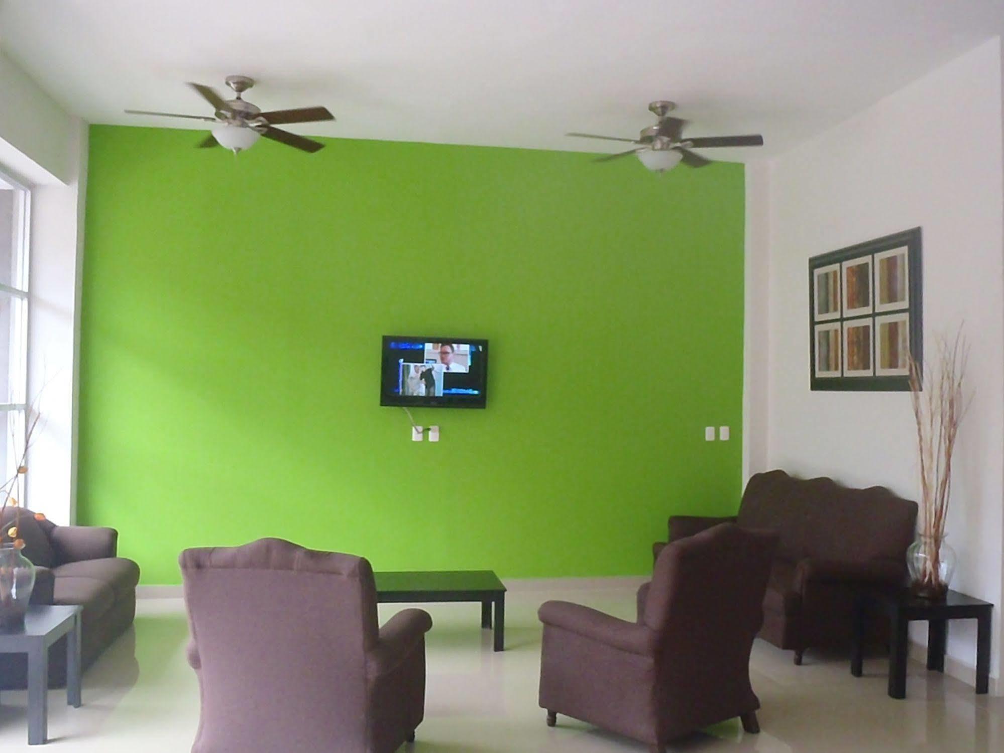 Hotel El Roble Tuxtla Gutiérrez エクステリア 写真